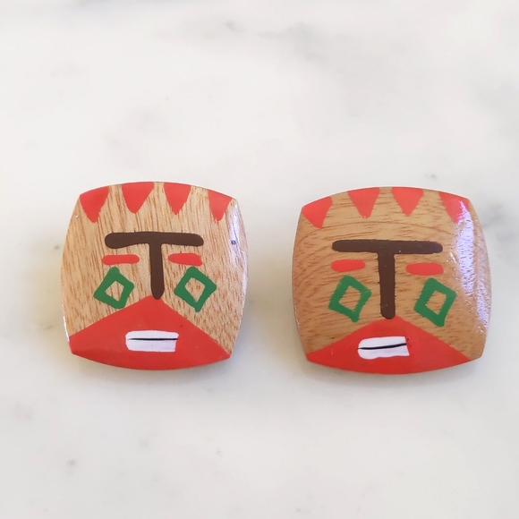 NWOT. RARE! Vintage Wooden Earrings with Hand Painted Face. - Picture 1 of 2